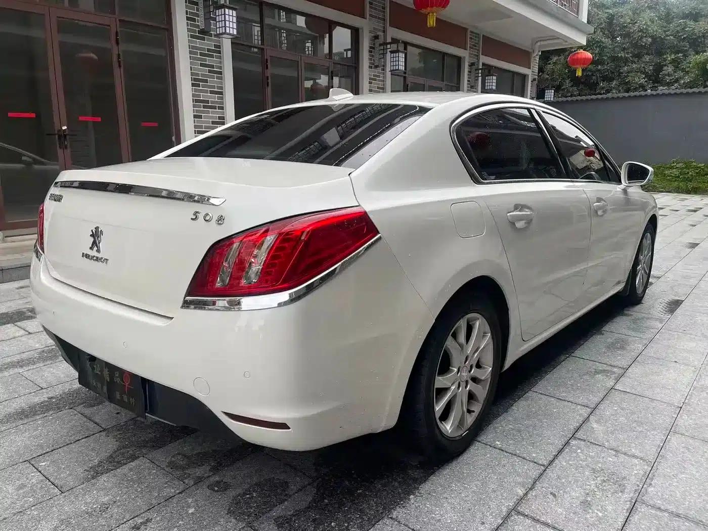 Peugeot 508 2011 2.3L Automatic Luxury Edition — миниатюра 5