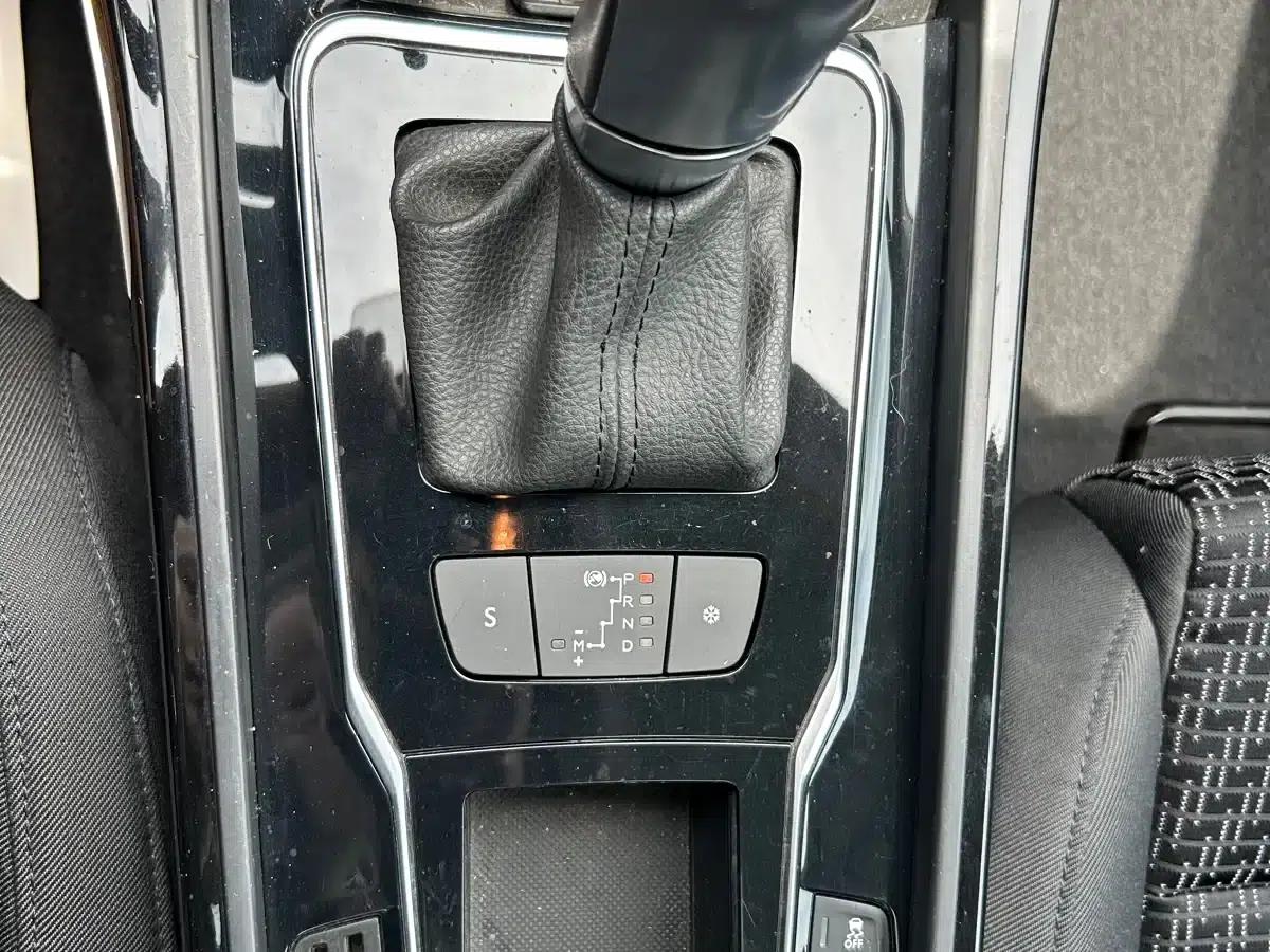 Peugeot 508 2015 1.6THP Automatic Elegance Edition — миниатюра 13
