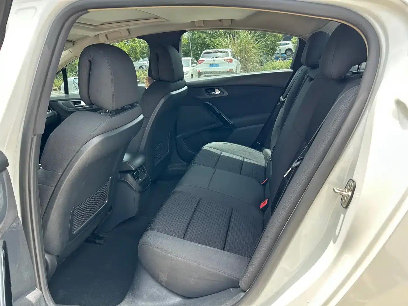Peugeot 508 2015 1.6THP Automatic Elegance Edition — миниатюра 10