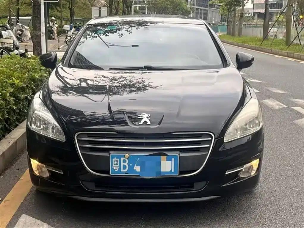 Peugeot 508 2013 2.0L 2nd Anniversary Edition with Automatic Sunroof Classic Version — миниатюра 3