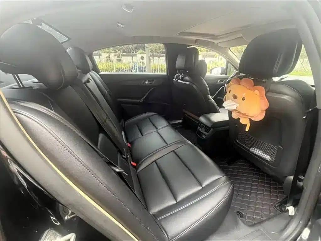 Peugeot 508 2013 2.0L 2nd Anniversary Edition with Automatic Sunroof Classic Version — миниатюра 7