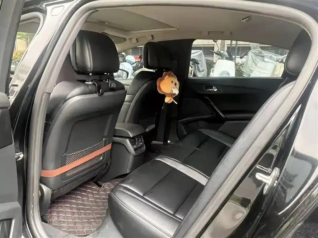 Peugeot 508 2013 2.0L 2nd Anniversary Edition with Automatic Sunroof Classic Version — миниатюра 9