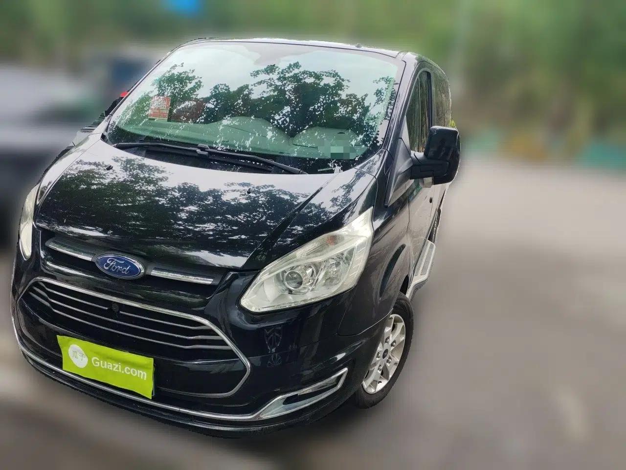 Ford Tourneo Custom 2016 2.0T Manual Elite Edition — миниатюра 1