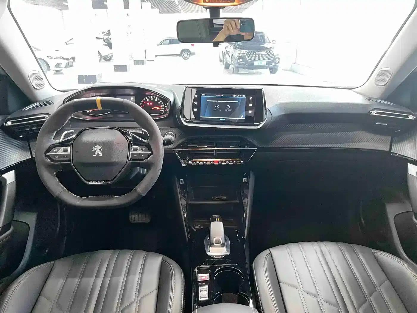 Peugeot 2008 2022 230THP THE ONE — миниатюра 9