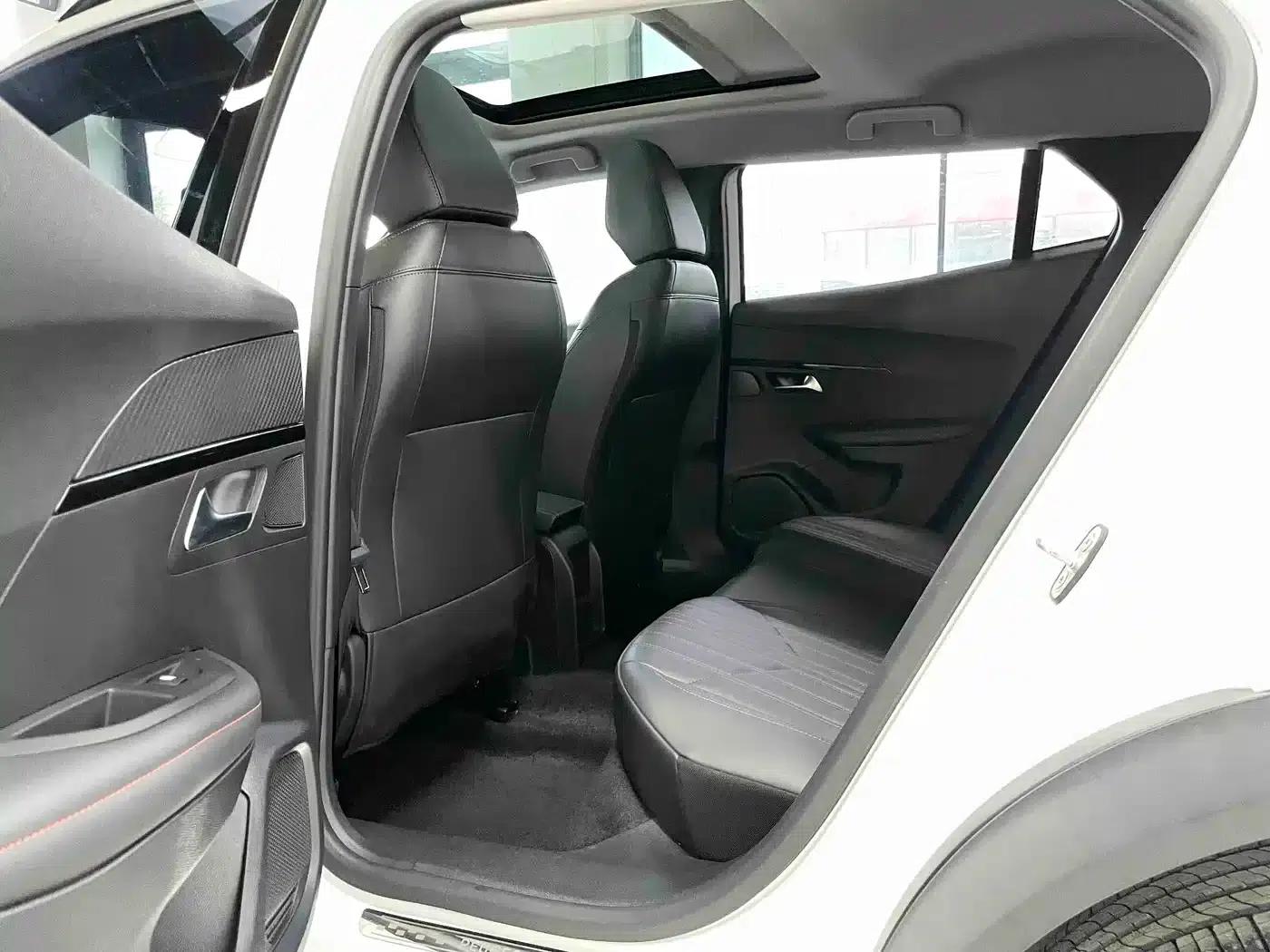 Peugeot 2008 2022 230THP THE ONE — миниатюра 10