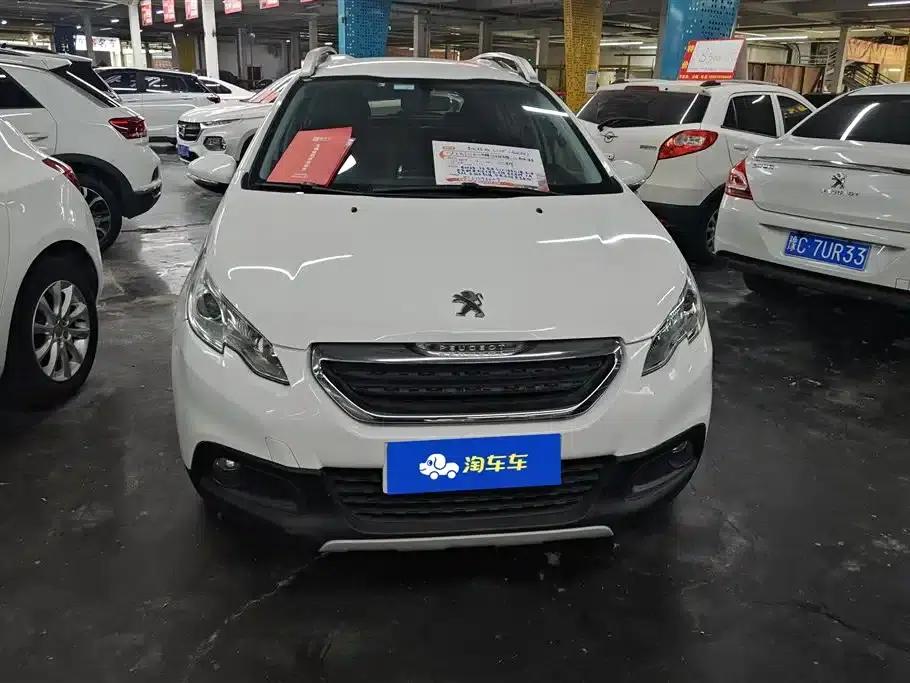 Peugeot 2008 2015 Playful Edition 1.6L Automatic Emerald Model — миниатюра 2