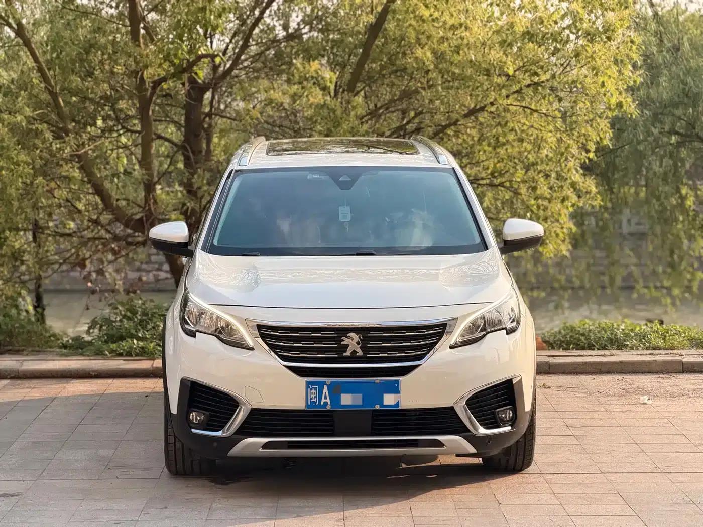 Peugeot 5008 2017 380THP 7-seater Luxury Edition — миниатюра 2