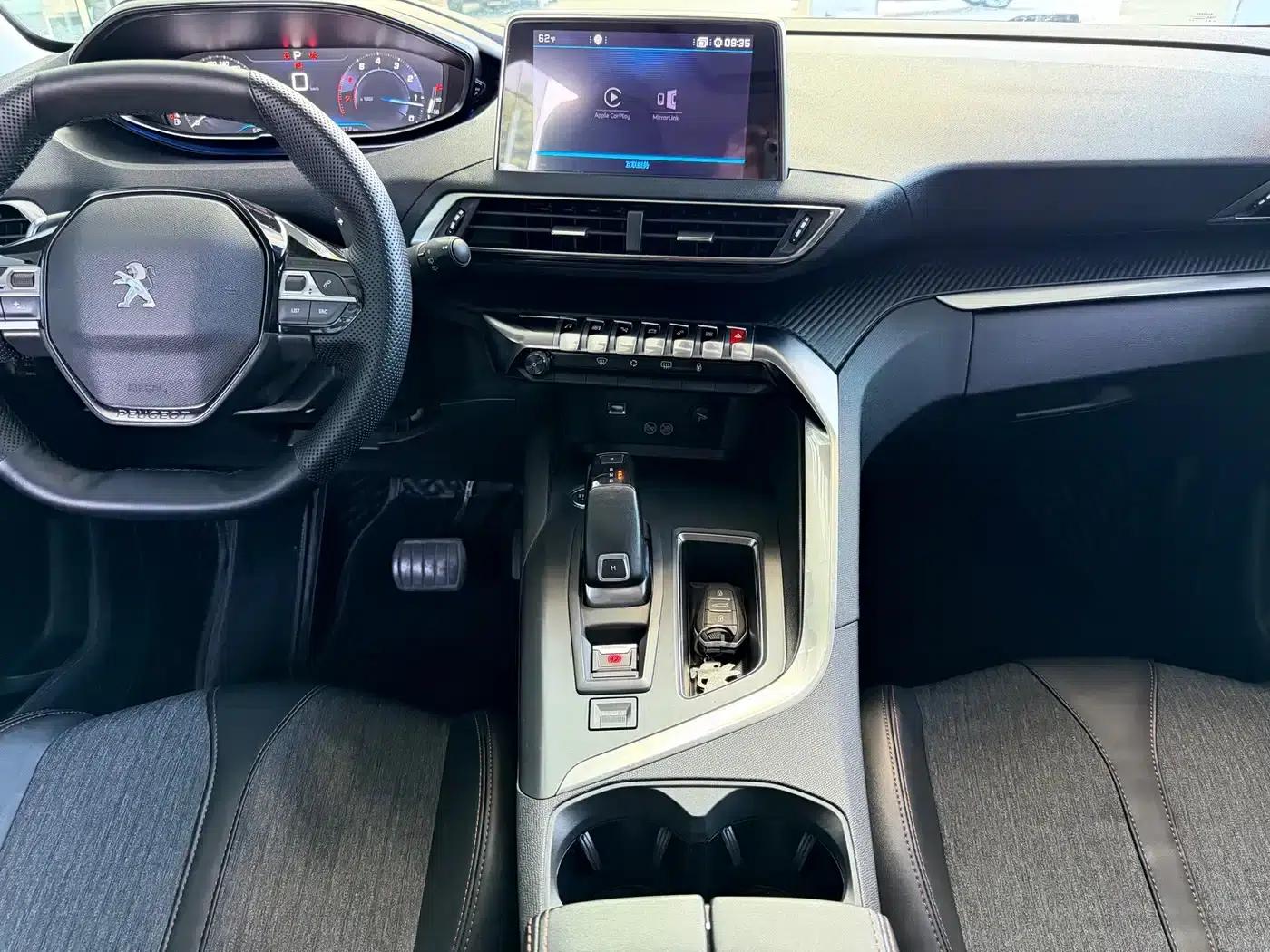 Peugeot 5008 2017 350THP 7-seater Elite Edition — миниатюра 30