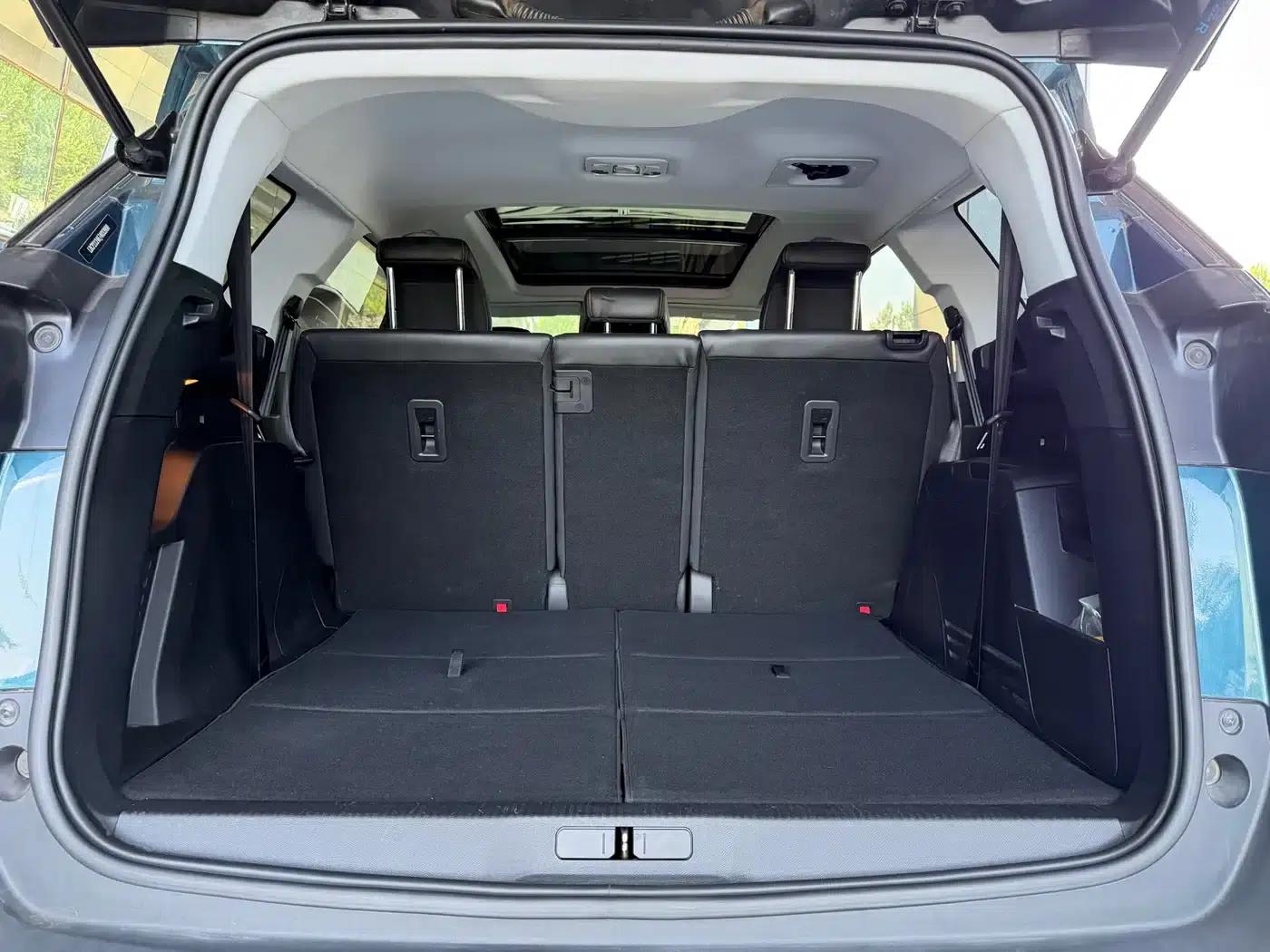Peugeot 5008 2017 350THP 7-seater Elite Edition — миниатюра 33