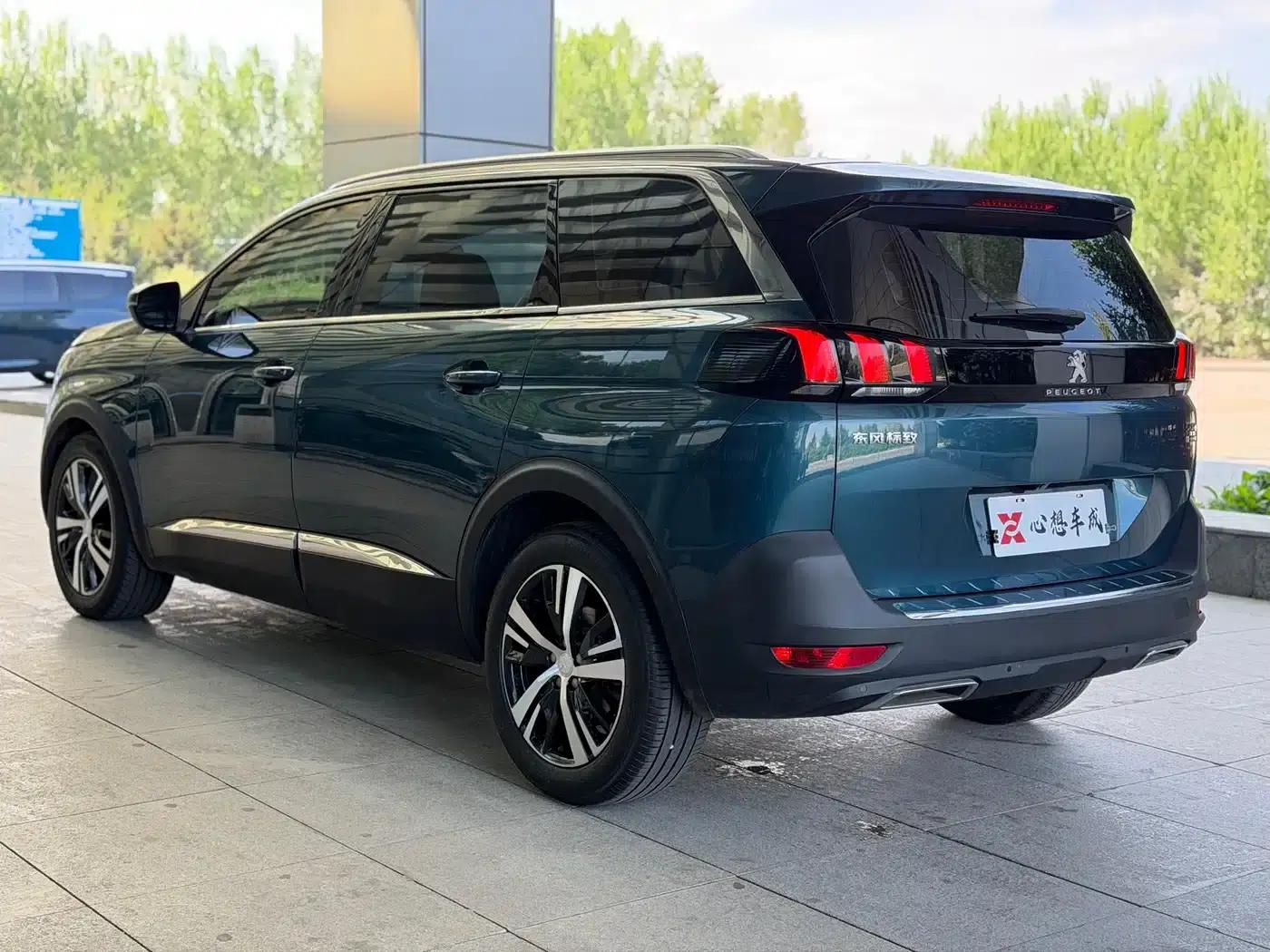 Peugeot 5008 2017 350THP 7-seater Elite Edition — миниатюра 5