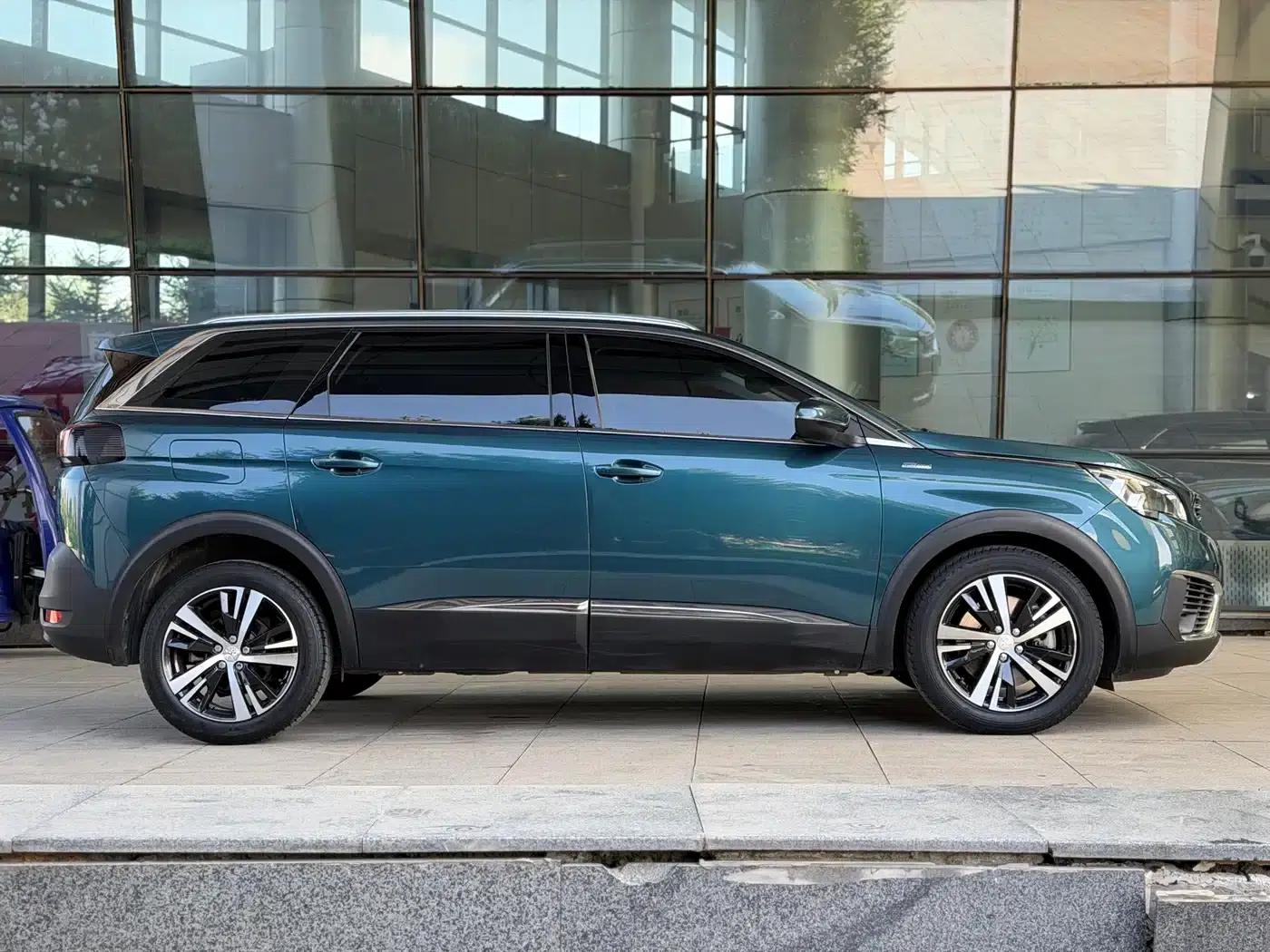Peugeot 5008 2017 350THP 7-seater Elite Edition — миниатюра 7