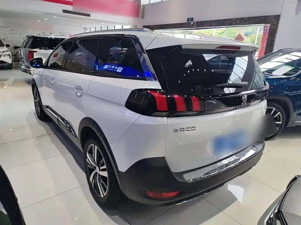 Peugeot 5008 2017 380THP 7-seater Elite Edition — миниатюра 5