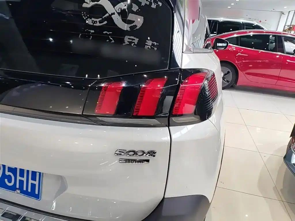 Peugeot 5008 2017 380THP 7-seater Elite Edition — миниатюра 8