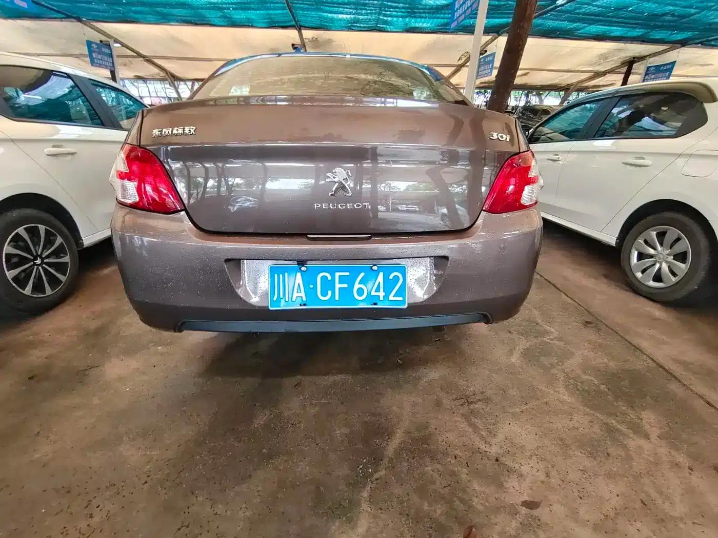 Peugeot 301 2014 1.6L Automatic Comfort Edition — миниатюра 8