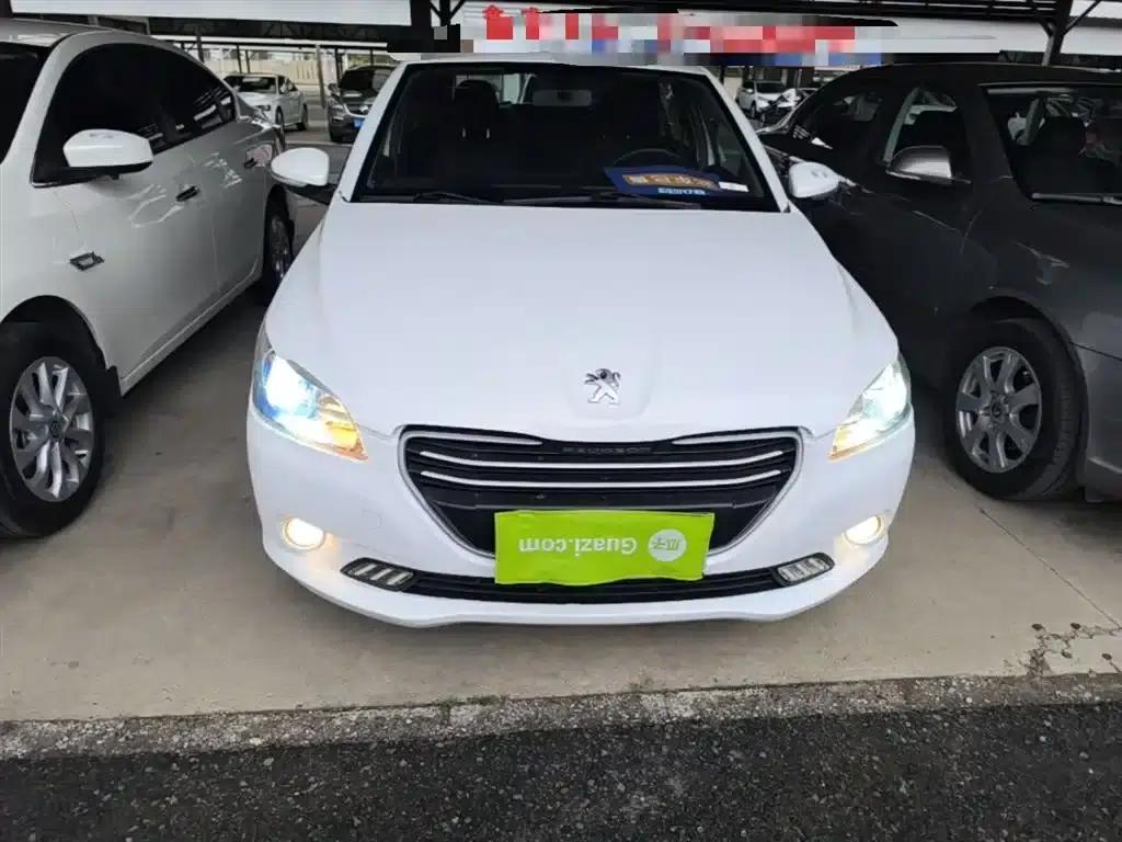 Peugeot 301 2016 1.6L Manual Comfort Edition — миниатюра 3