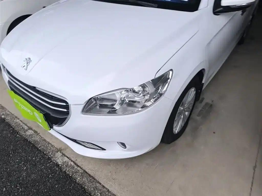 Peugeot 301 2016 1.6L Manual Comfort Edition — миниатюра 24