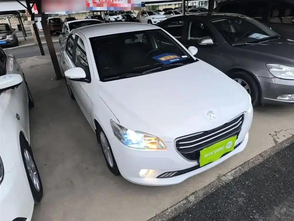 Peugeot 301 2016 1.6L Manual Comfort Edition — миниатюра 4