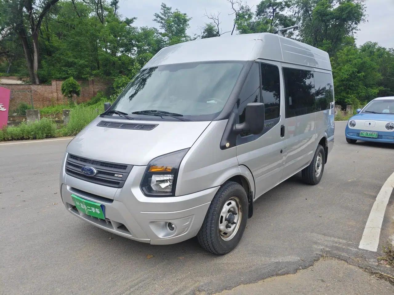 Ford Transit Custom 2016 2.2T Short-Wheelbase 6-Seater Mid-Roof Multi-Purpose Vehicle — миниатюра 1