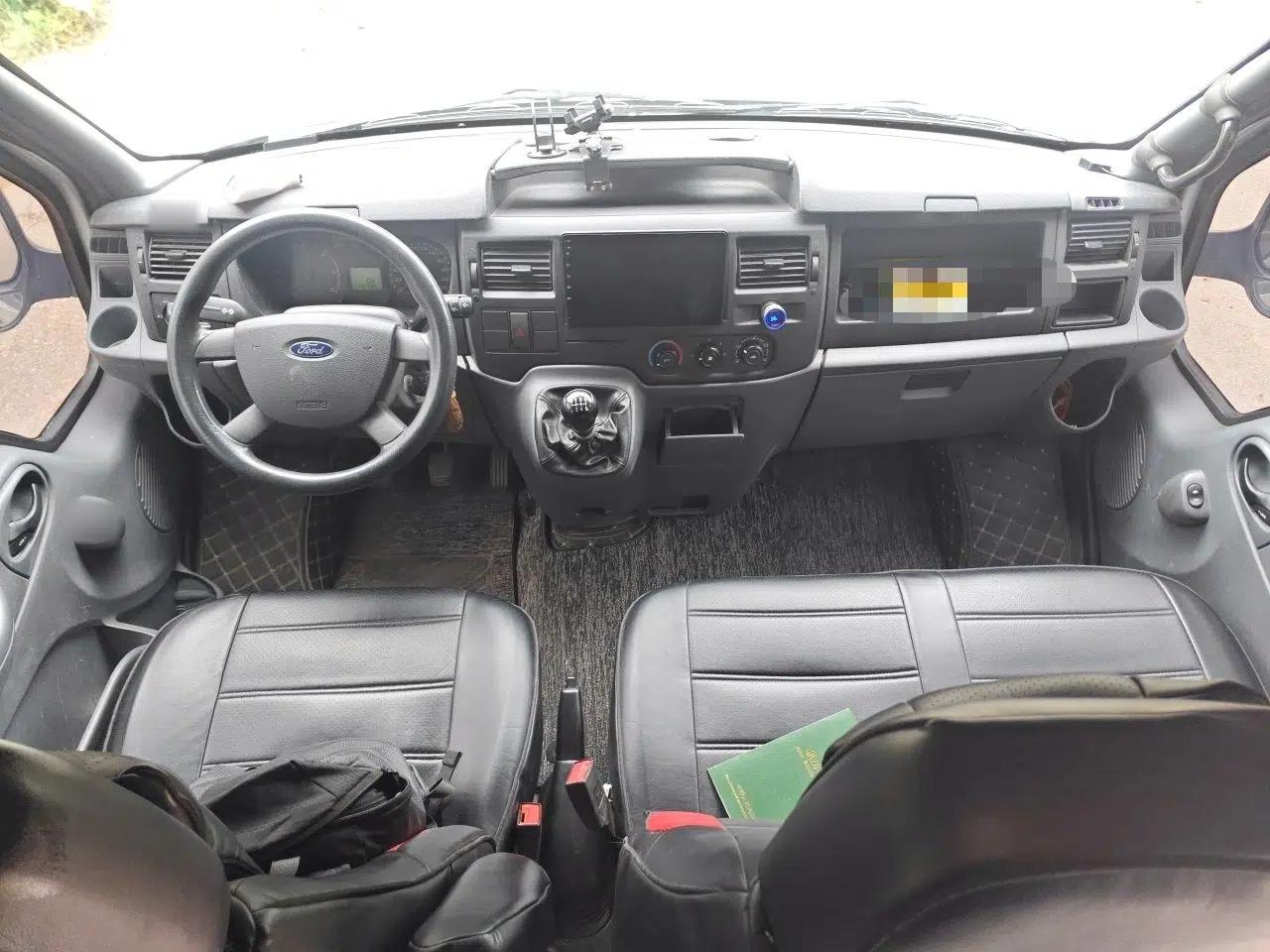 Ford Transit Custom 2016 2.2T Short-Wheelbase 6-Seater Mid-Roof Multi-Purpose Vehicle — миниатюра 10