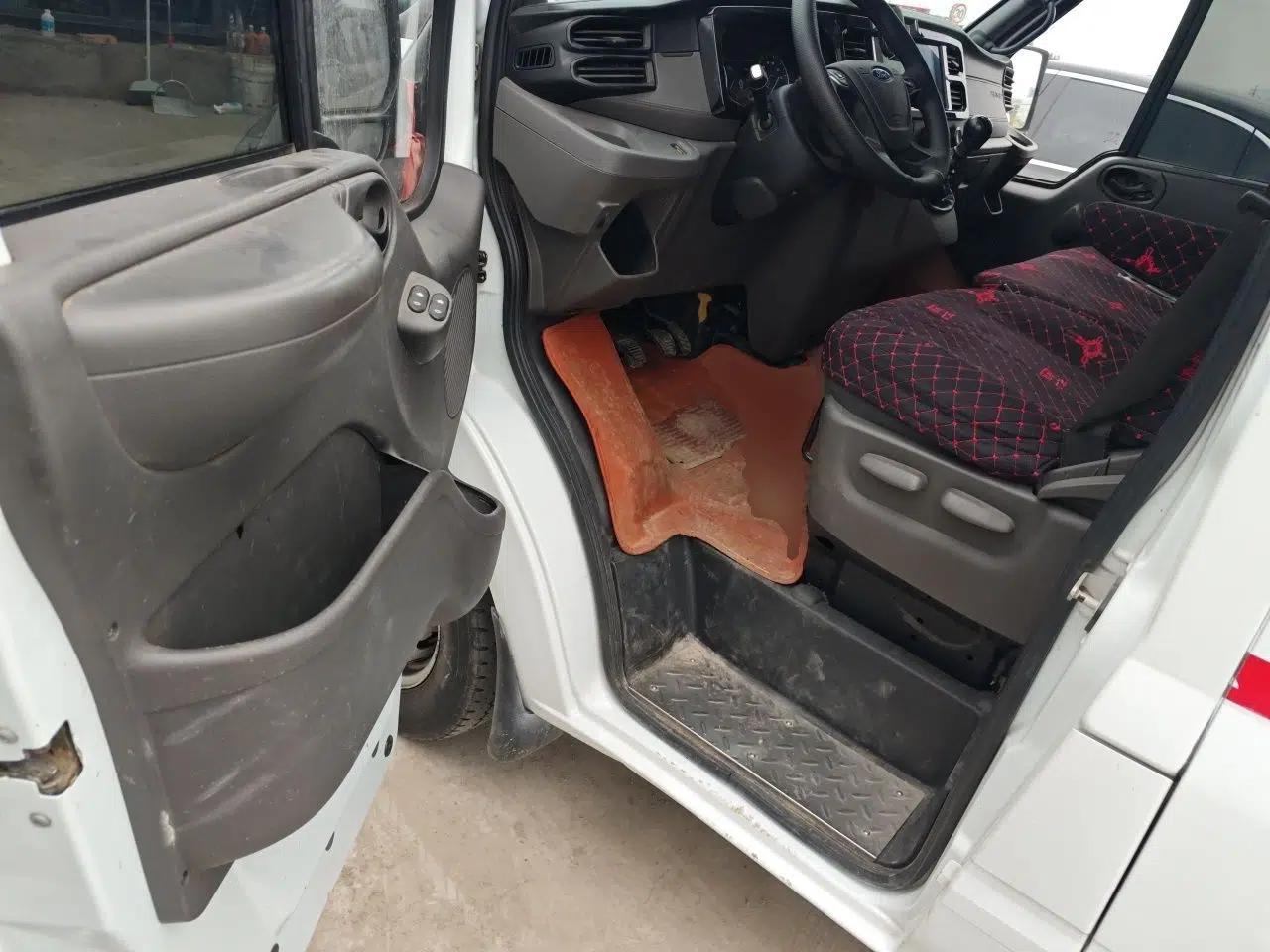 Ford Transit Custom 2021 2.2T Manual Van Pro 5.9-meter Long Wheelbase Rear Dual Tires 3-Seater Mid-Roof China VI Standard — миниатюра 17