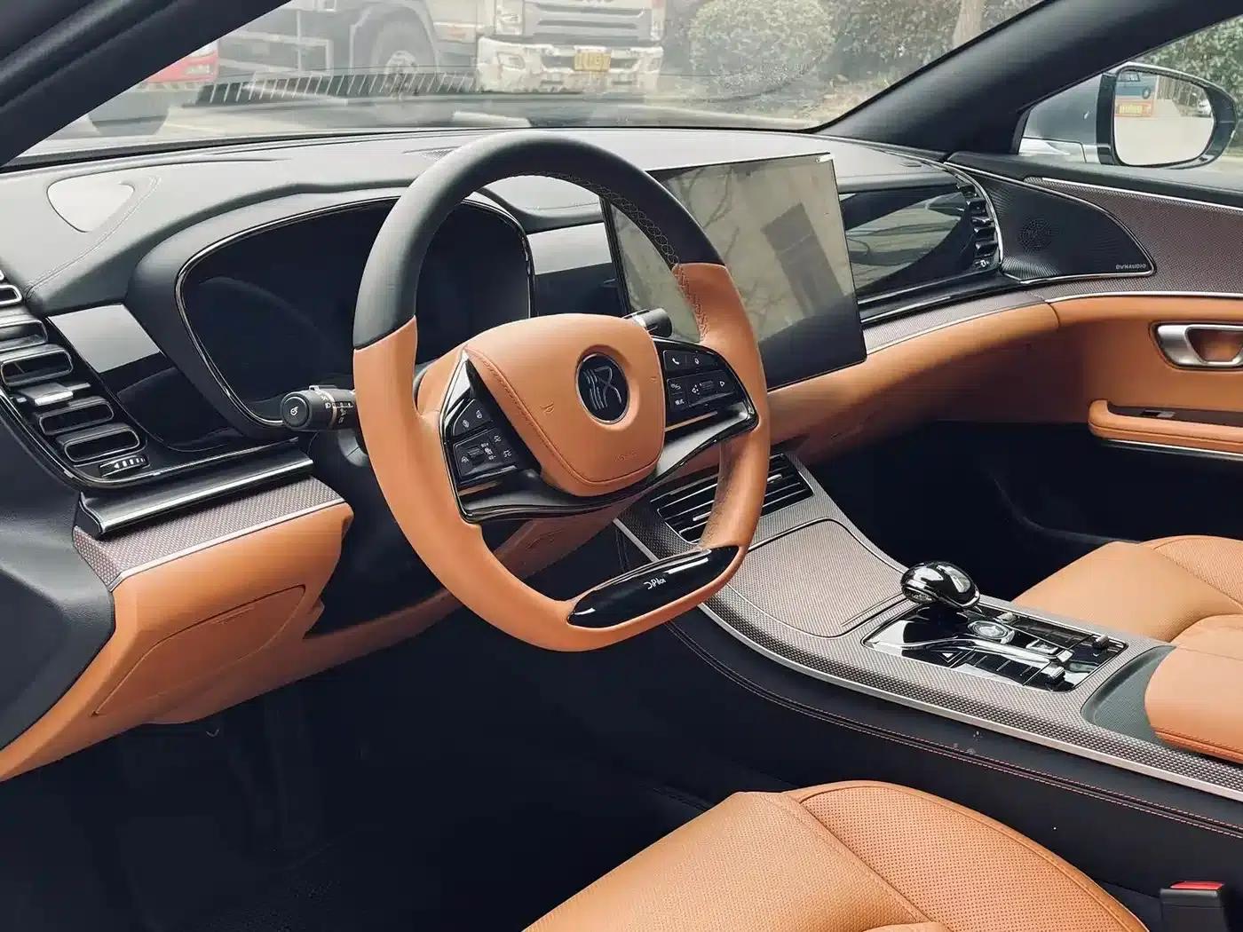 Han 2022 DM-i 121KM Premium Edition — миниатюра 4