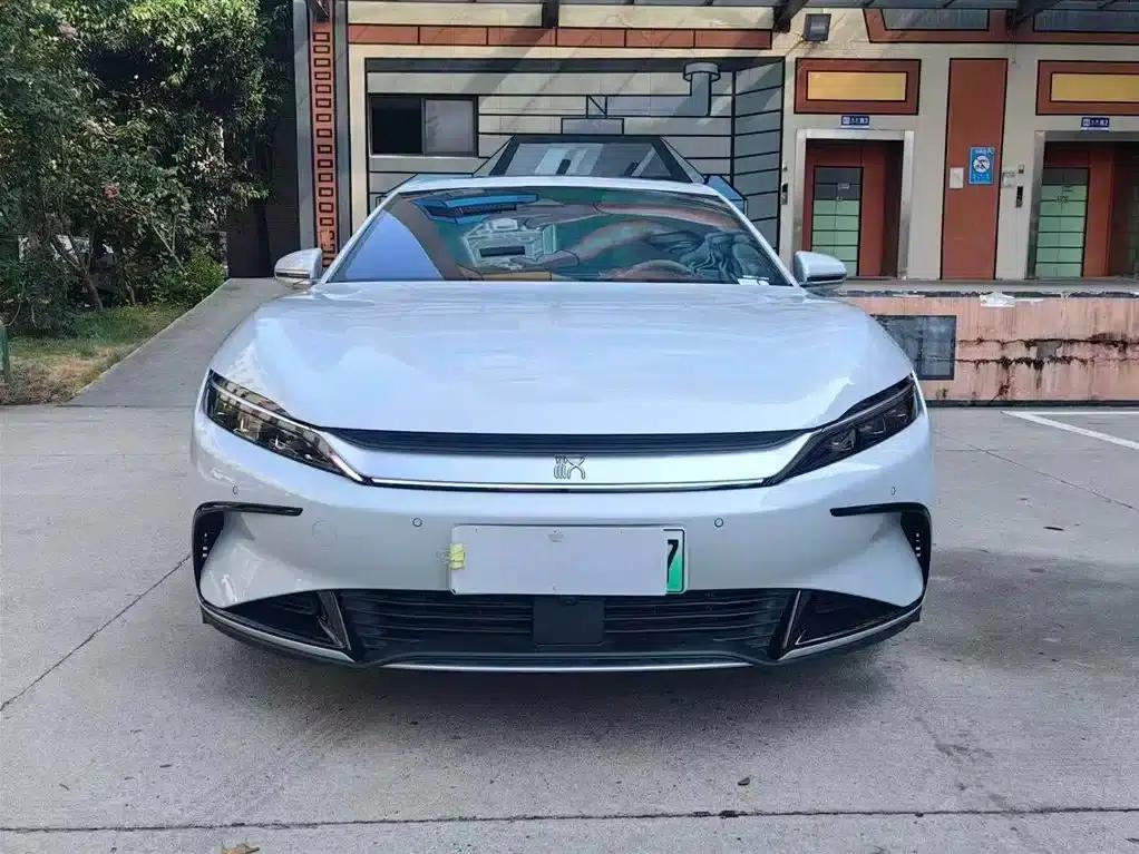 Han 2024 EV Glory Edition 605KM Front-Wheel Drive Premium Model — миниатюра 2
