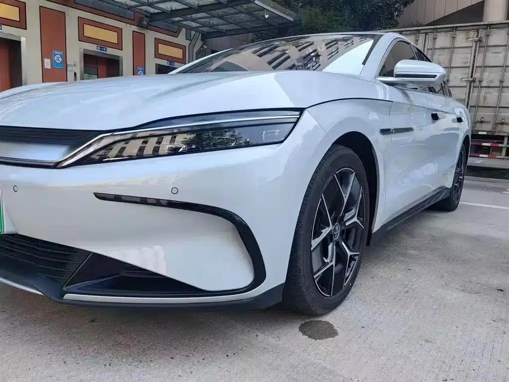 Han 2024 EV Glory Edition 605KM Front-Wheel Drive Premium Model — миниатюра 4
