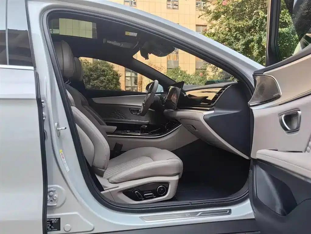 Han 2024 EV Glory Edition 605KM Front-Wheel Drive Premium Model — миниатюра 7