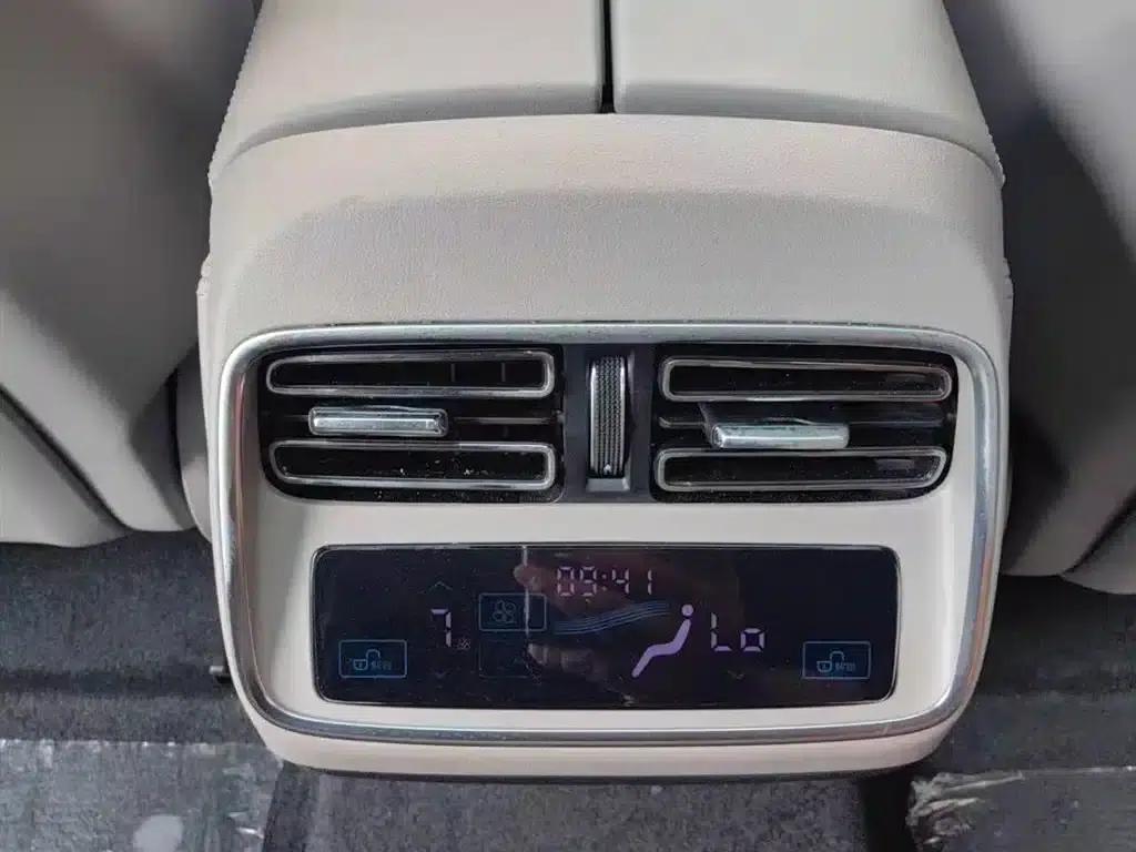 Han 2024 EV Glory Edition 605KM Front-Wheel Drive Premium Model — миниатюра 10
