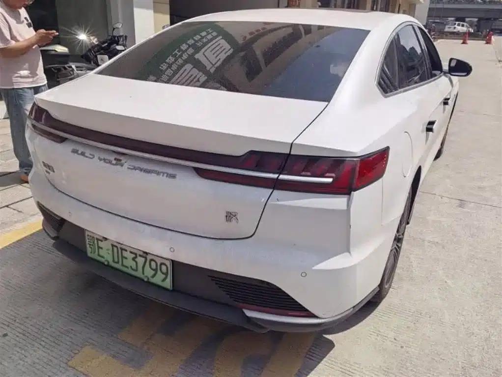 Han 2021 EV Standard Range Luxury Edition — миниатюра 2
