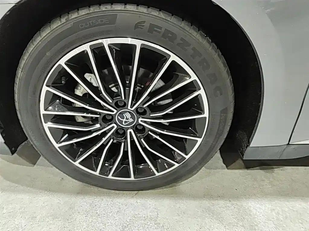 Han 2022 DM-i 121KM Premium Edition — миниатюра 23