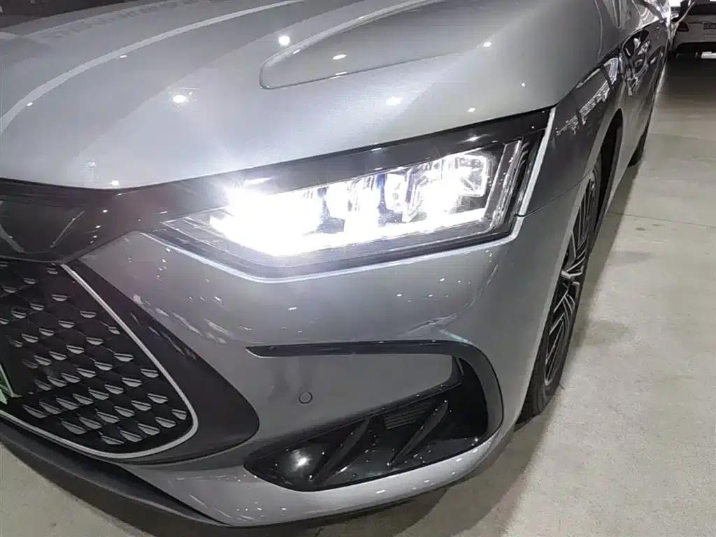 Han 2022 DM-i 121KM Premium Edition — миниатюра 24