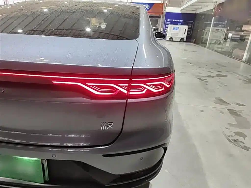Han 2022 DM-i 121KM Premium Edition — миниатюра 8