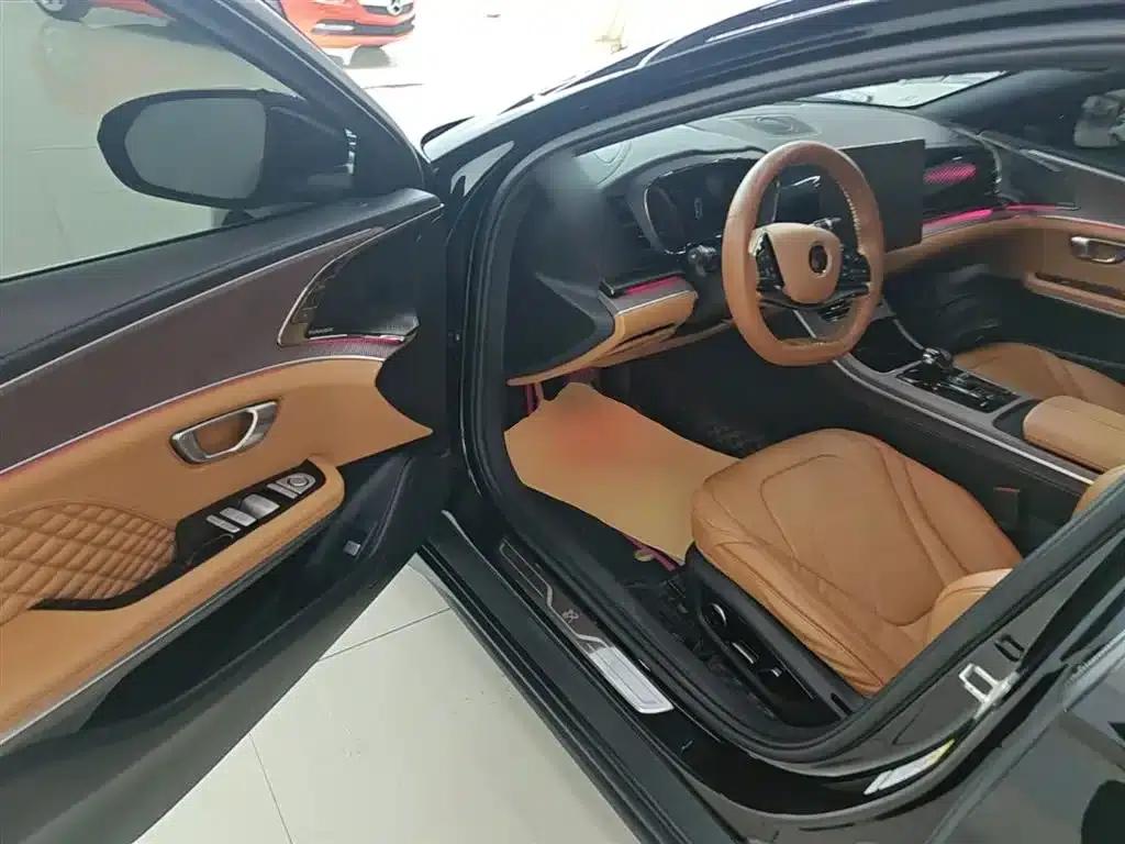 Han 2022 DM-i 121KM Premium Edition — миниатюра 16