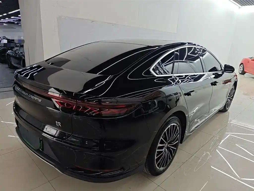 Han 2022 DM-i 121KM Premium Edition — миниатюра 7