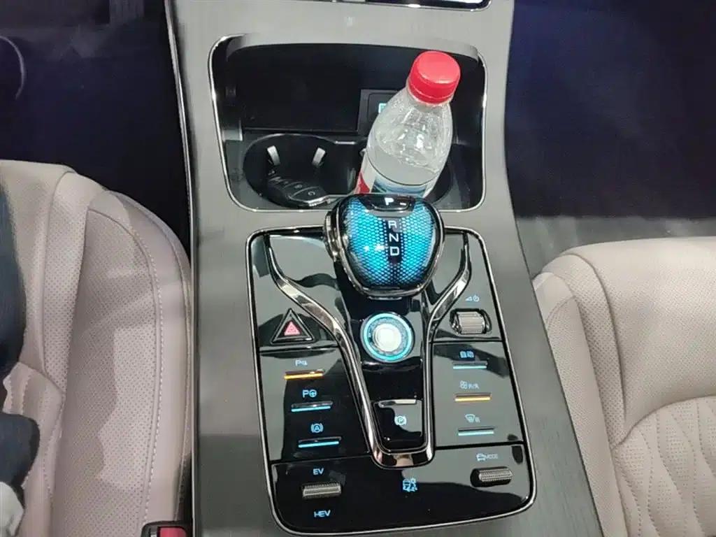 Han 2025 DM-i Intelligent Driving Edition Flagship Model with 125KM LiDAR — миниатюра 14