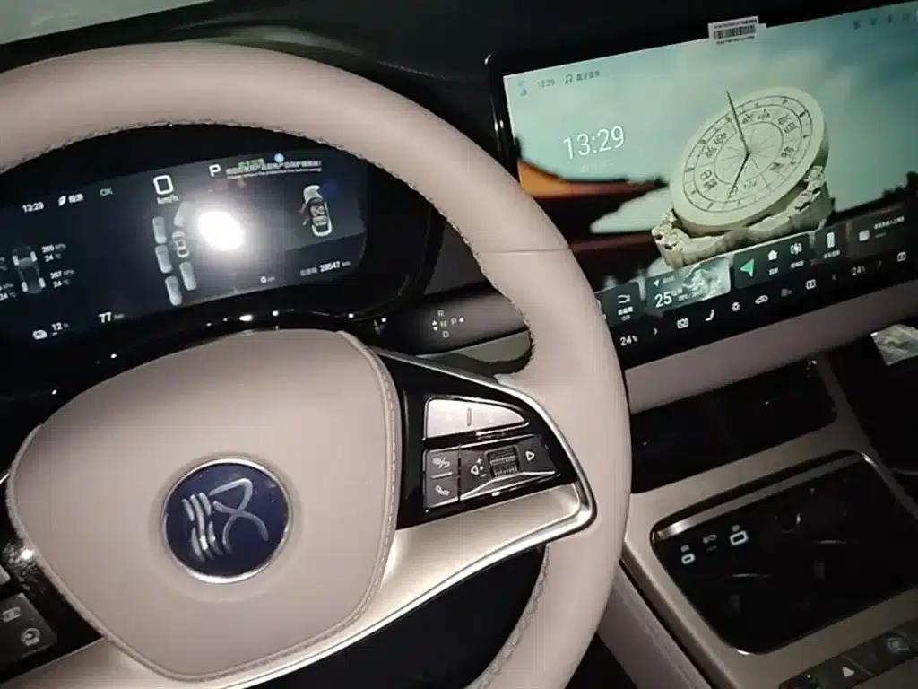 Han 2025 EV Smart Driving Edition 635KM Flagship Edition — миниатюра 14