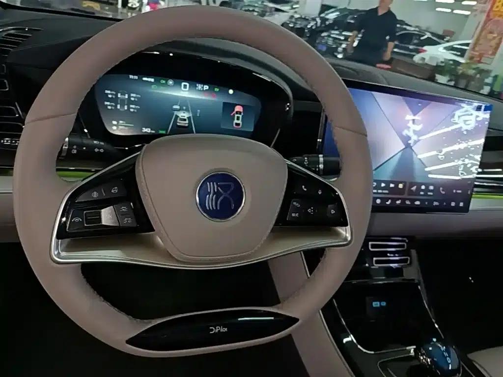 Han 2025 DM-i 125KM Premium Edition — миниатюра 11