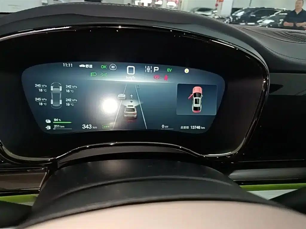 Han 2025 DM-i 125KM Premium Edition — миниатюра 12