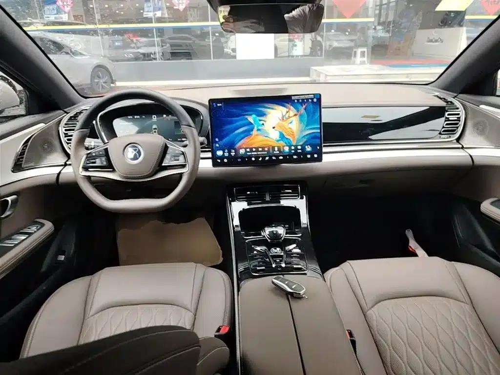 2025 Han DM-i Intelligent Driving Edition 125KM Premium — миниатюра 10