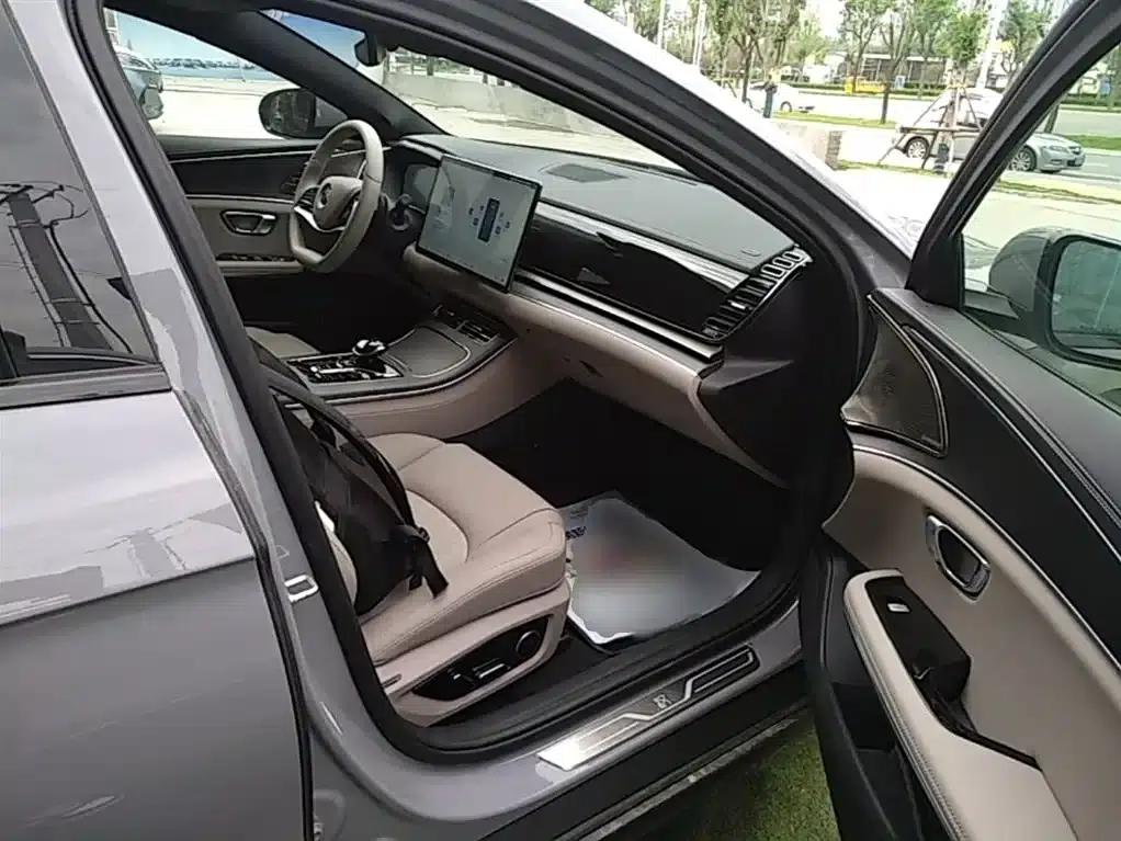 Han 2025 DM-i Intelligent Driving Edition Flagship Model with 125KM LiDAR — миниатюра 25