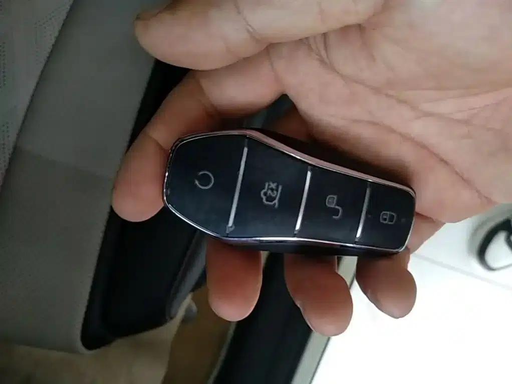 Han 2025 DM-i Intelligent Driving Edition Flagship Model with 125KM LiDAR — миниатюра 9