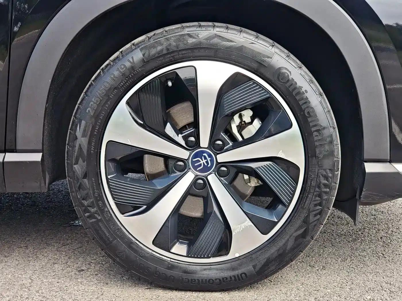 Song PLUS New Energy 2023 Champion Edition DM-i 110KM Flagship Model — миниатюра 14