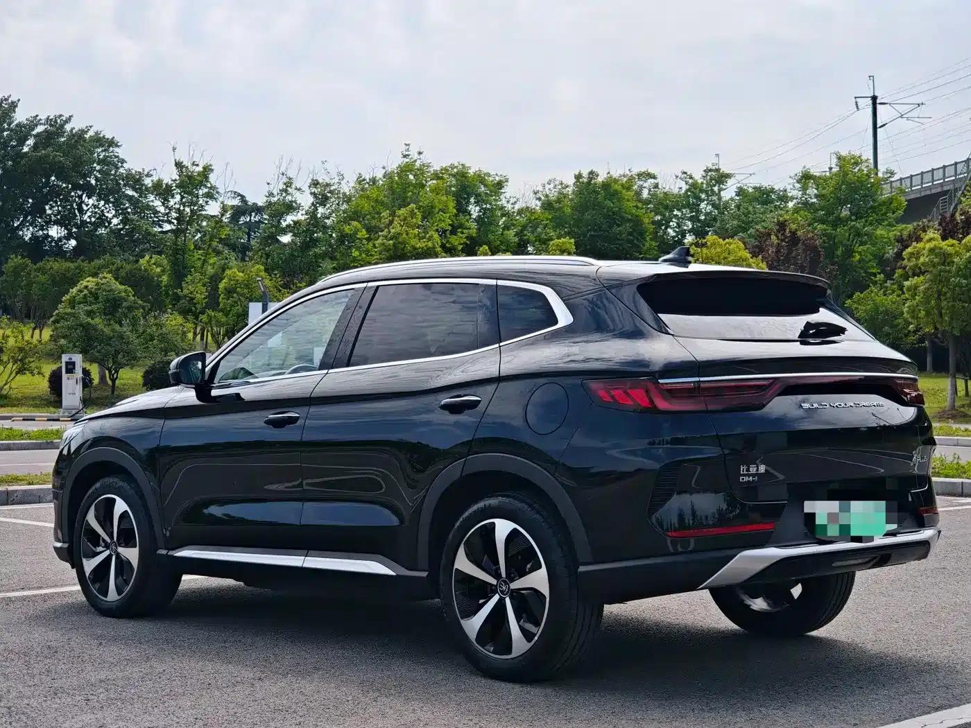 Song PLUS New Energy 2023 Champion Edition DM-i 110KM Flagship Model — миниатюра 7