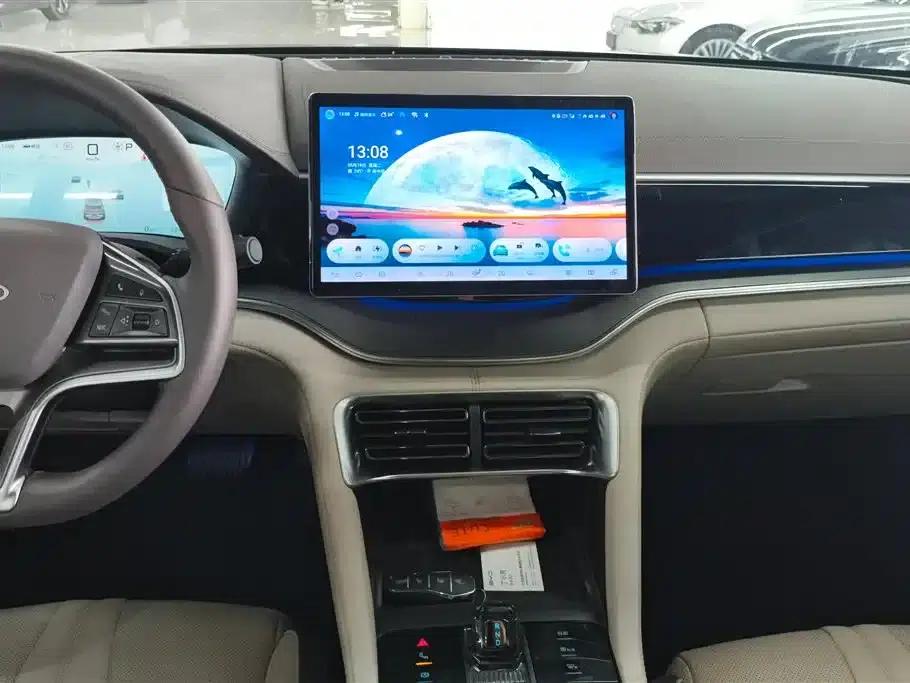 Song PLUS New Energy 2025 DM-i 112KM Premium Edition — миниатюра 13