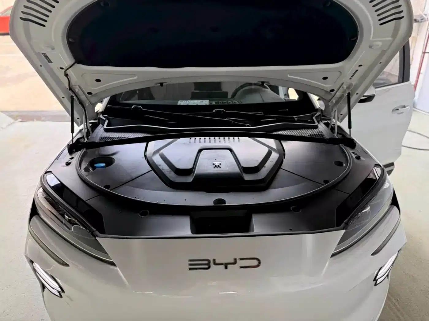 Song PLUS New Energy 2024 Glory Edition EV 520km Luxury Model — миниатюра 20