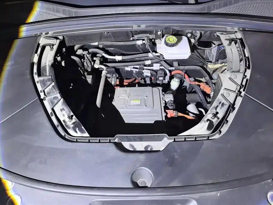 Song PLUS New Energy 2024 Glory Edition EV 520km Premium Model — миниатюра 10