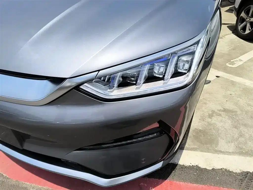 Song PLUS New Energy 2021 EV Premium Edition — миниатюра 24