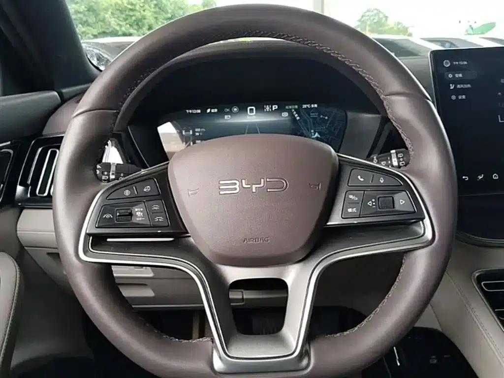 Song PLUS New Energy 2024 Glory Edition EV 520km Flagship Model — миниатюра 11