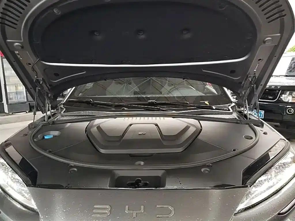 Song PLUS New Energy 2024 Glory Edition EV 520km Flagship Model — миниатюра 20
